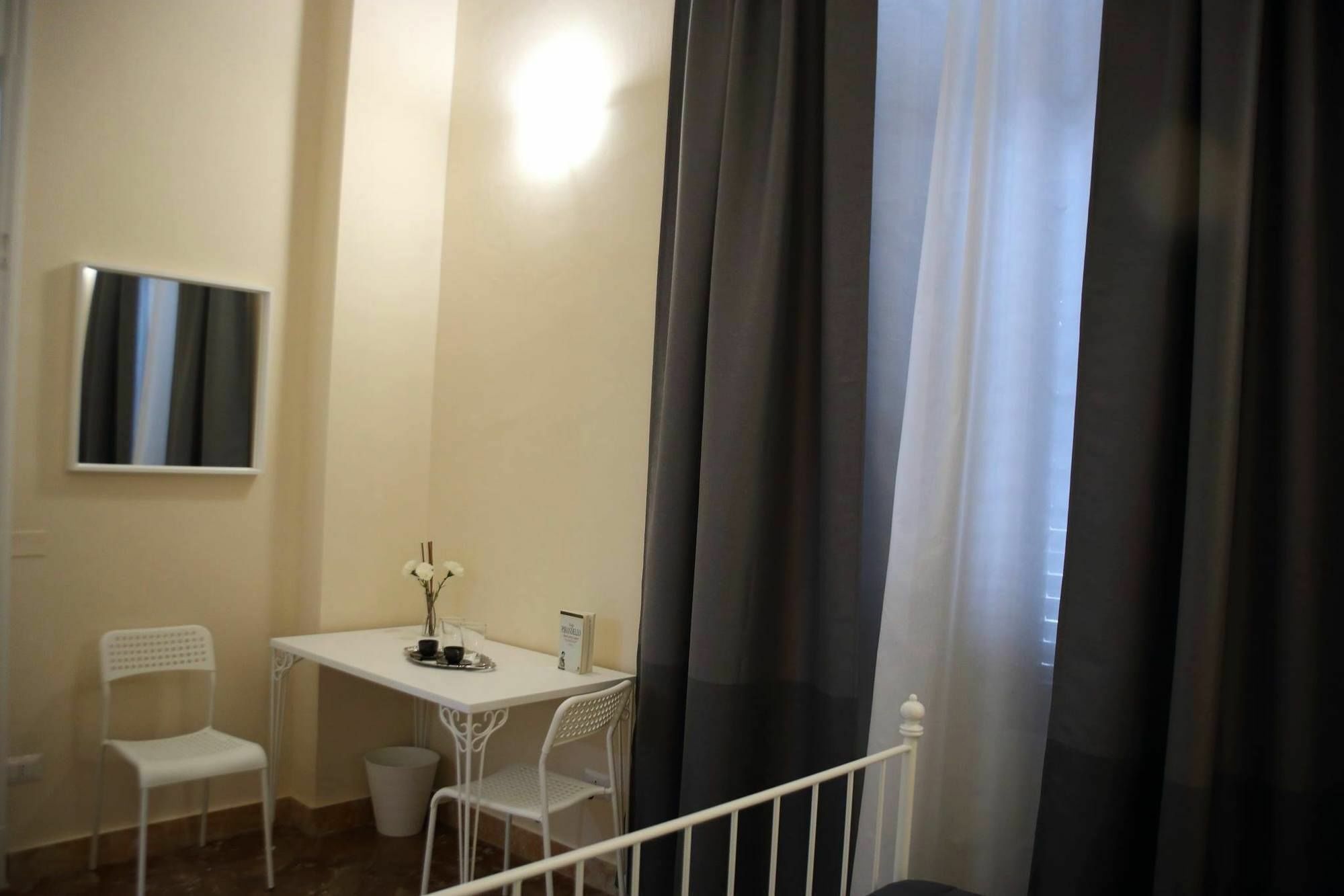 Mantegna Rooms Palermo Exterior photo