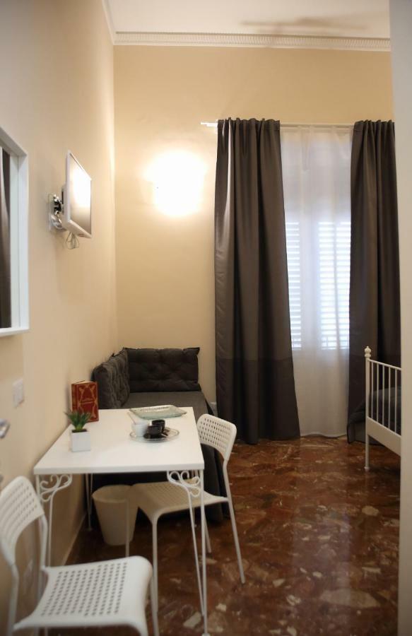Mantegna Rooms Palermo Exterior photo